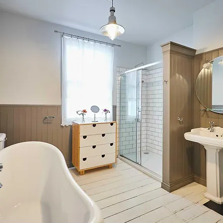 Host & - Park Terrace Дом отдыха